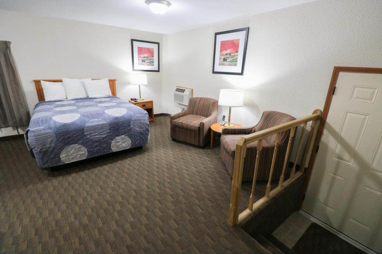 Bear Lodge Motel Сандэнс Экстерьер фото